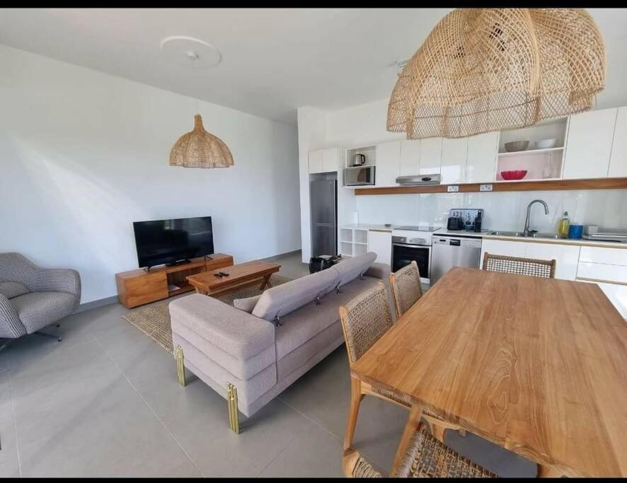 Penthouse Vue Sur Mer 200M2 Pereybere Beach Buitenkant foto